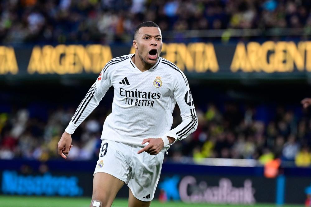 重新签约？詹姆斯将跳出合同，篮球新解读.